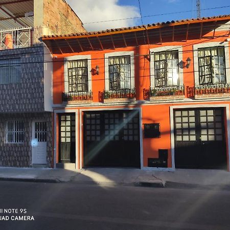 Hogar Colonial Bogotá Exterior foto